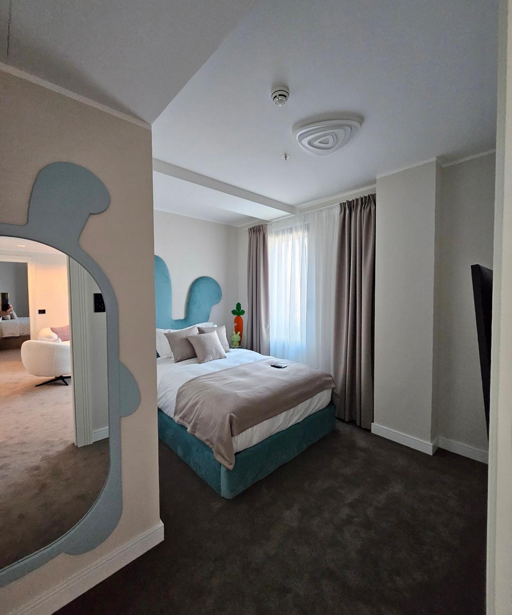 New Belgrade Premium Hotel Exterior foto