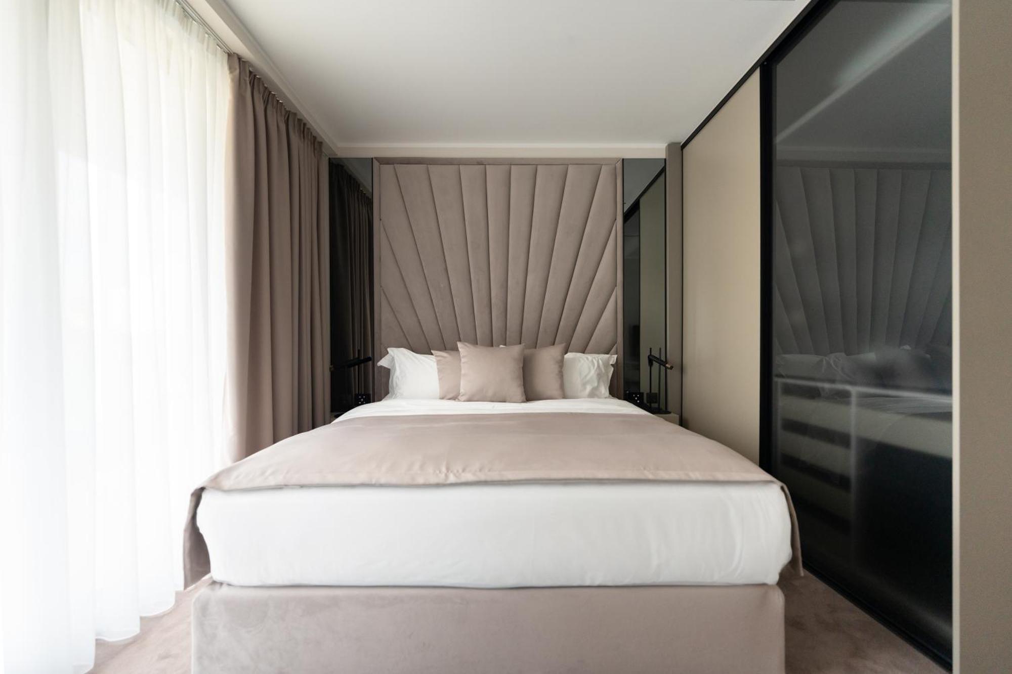 New Belgrade Premium Hotel Exterior foto